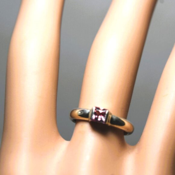 Tiffany & Co Tourmaline Princess Cut Sterling Silver Stackable Ring Sizable 5 - Picture 2 of 3